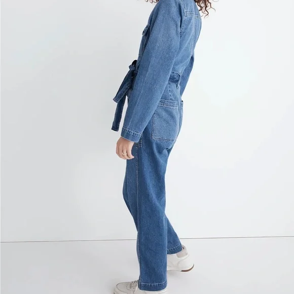 Madewell Denim Tie-Waist Jumpsuit in Claireville Wash - Picture 3 of 5